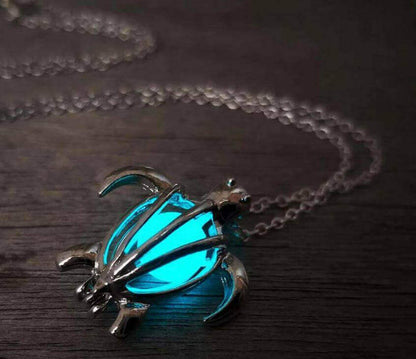 Sea Turtle Glow in the Dark Luminous Necklace Grab this glowing sea turtle necklace and add an oceanic glow to your style - this handmade luminous necklace is the perfect way to showcase your love for sea turtles. Beautiful luminous pendant glows in the d